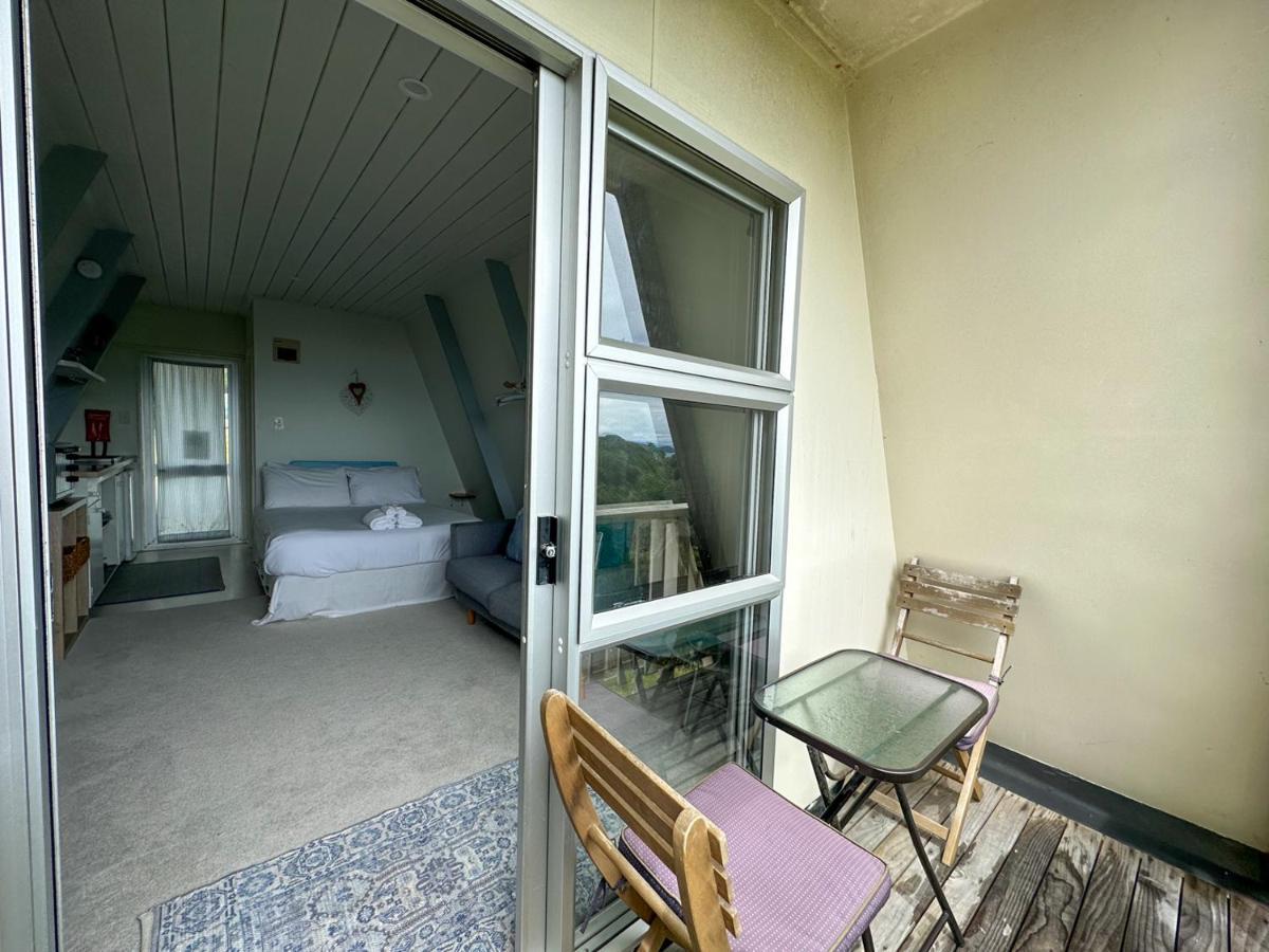 Pohutukawa Coastal Chalets Coromandel Экстерьер фото