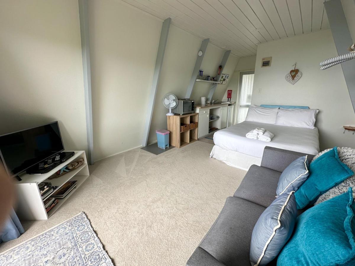 Pohutukawa Coastal Chalets Coromandel Экстерьер фото
